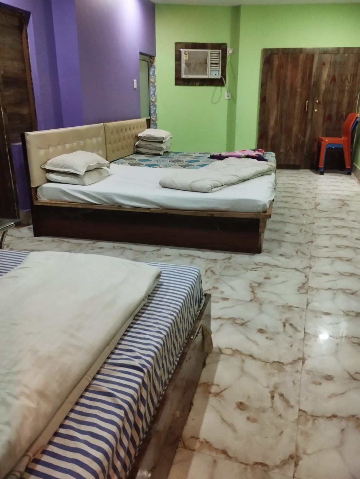TRIPPLE BED A/C