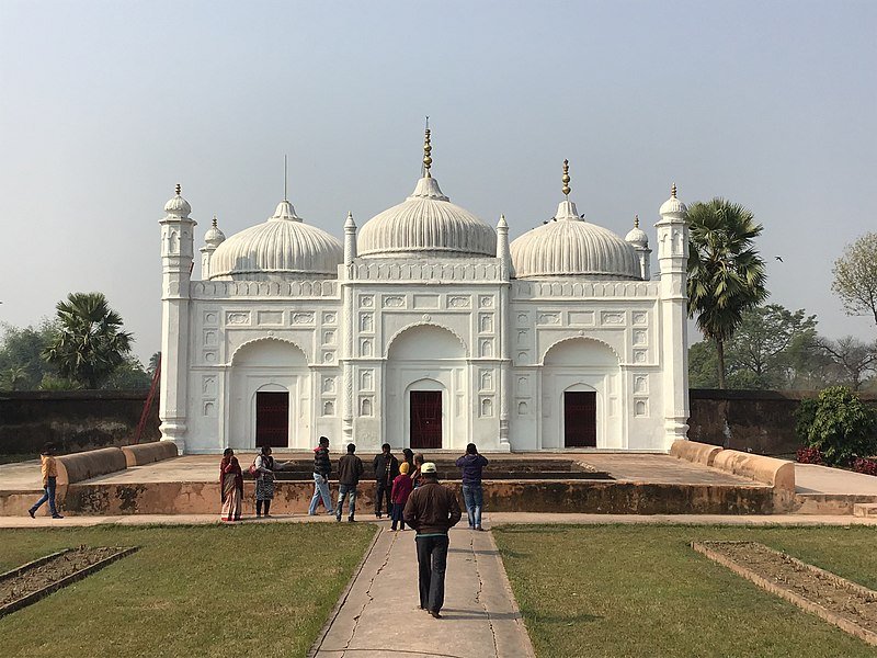 Khoshbagh – Tomb of Siraj-ud-Daulah